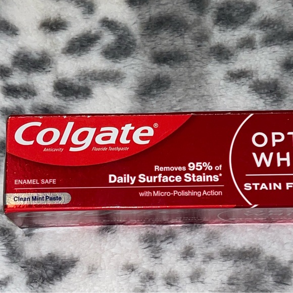 Colgate Optic White Toothpaste Bundle - Picture 5 of 10